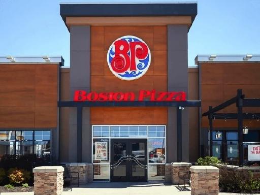 Profitable Boston Pizza in Cottage Country for Sale